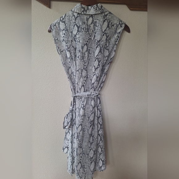 Frame Womens Snake Print Silk Sleeveless Mini Dress. Size S - Picture 7 of 8